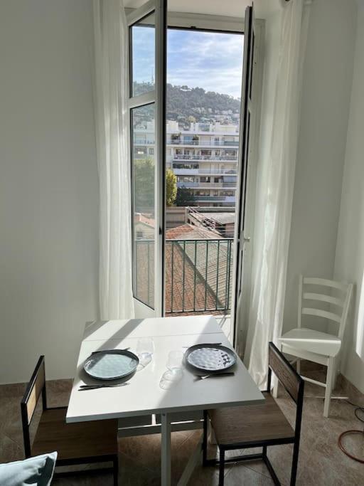 2 Pieces Cocooning Pres Du Port/gare Riquier Lejlighed *