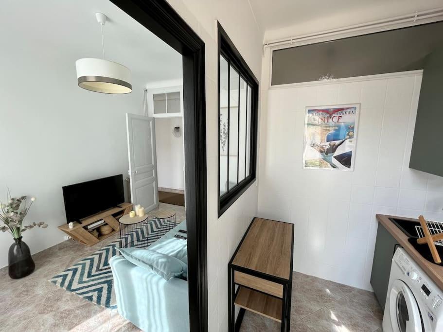 2 Pieces Cocooning Pres Du Port/gare Riquier Lejlighed Nice